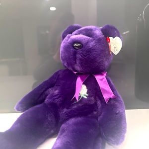Beanie baby - Ty Princess Diana Beanie 15 inches Red eyes. No pets. No smoke